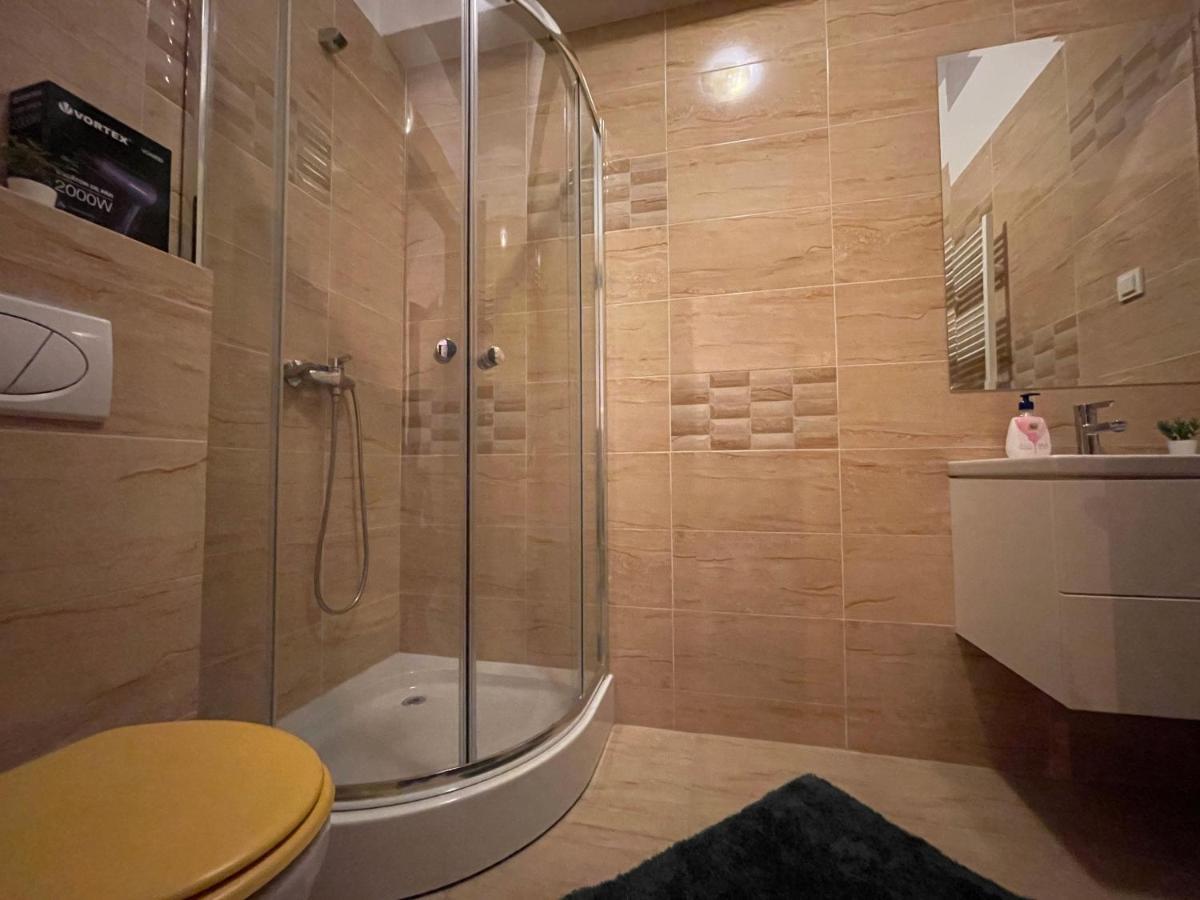 יאשי Apartment Near Palas Mall מראה חיצוני תמונה