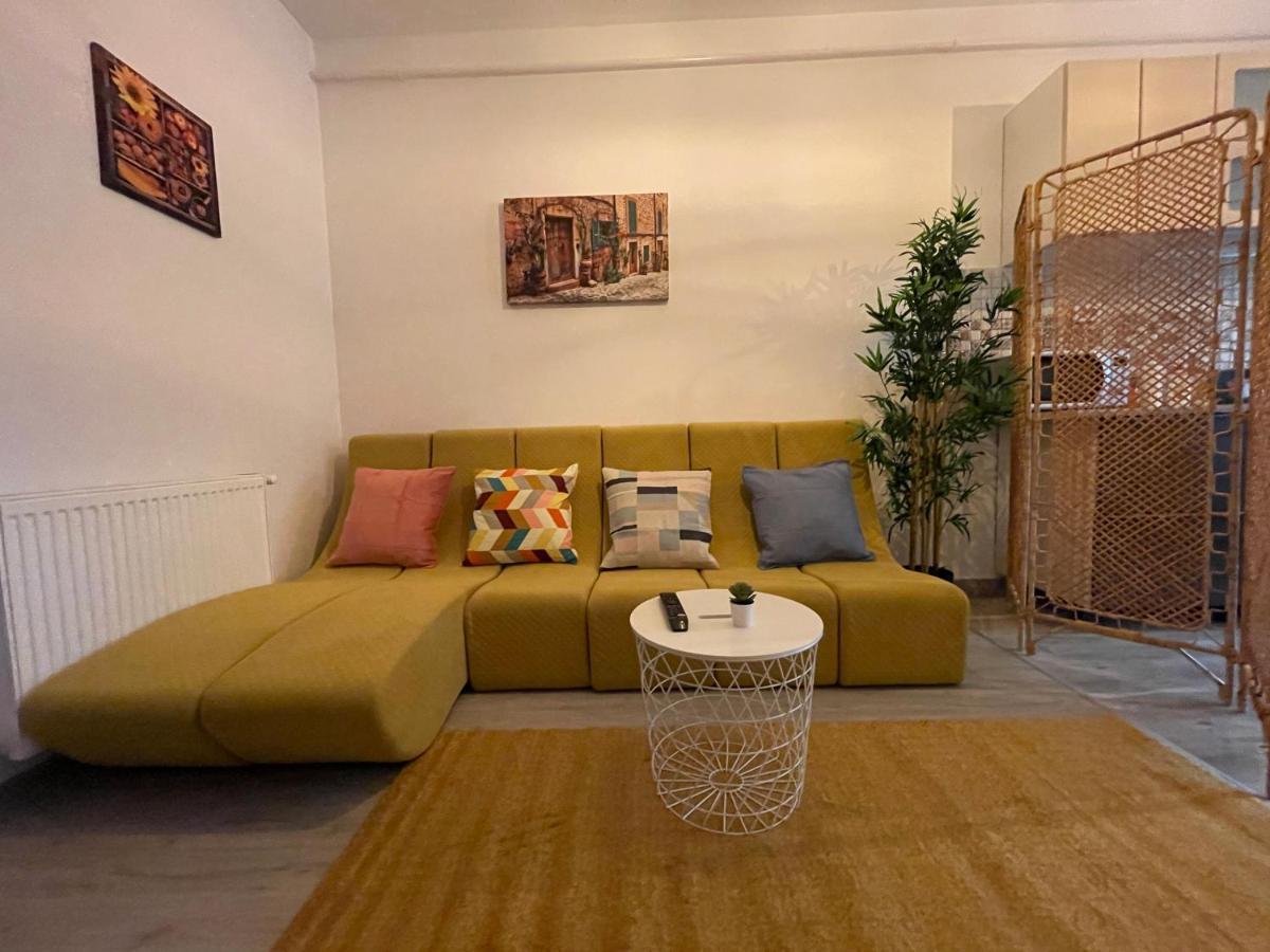 יאשי Apartment Near Palas Mall מראה חיצוני תמונה